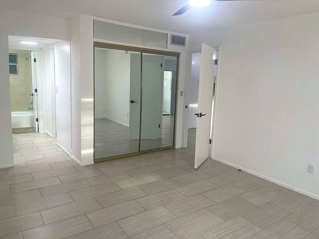 2 of 12 - 4141 Nw 44th Avenue #116, Lauderdale Lakes, FL