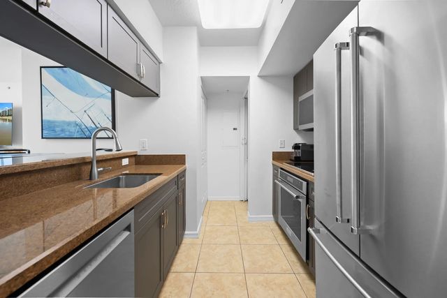 5 of 51 - 347 N New River Drive E #1808, Fort Lauderdale, FL