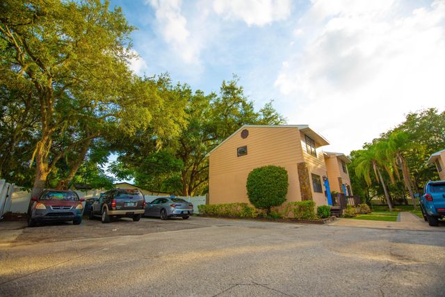 3 of 12 - 12216 N 59th Street, Tampa, FL