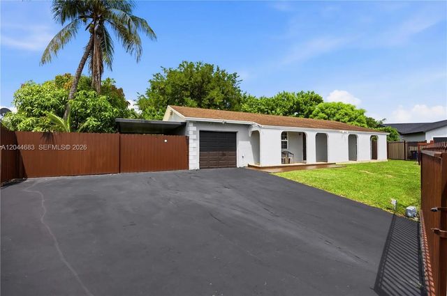 2 of 17 - 26080 Sw 132nd Place, Homestead, FL