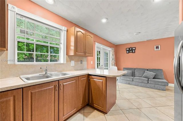 5 of 17 - 26080 Sw 132nd Place, Homestead, FL