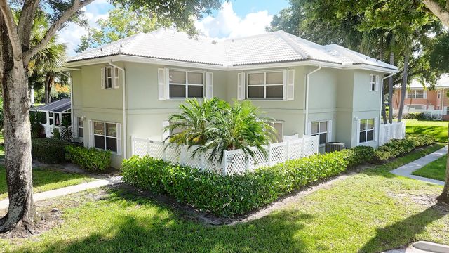 1919 Hartford Court, West Palm Beach