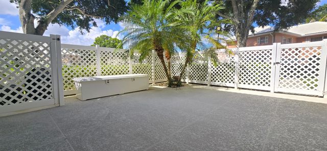 3 of 26 - 1919 Hartford Court, West Palm Beach, FL