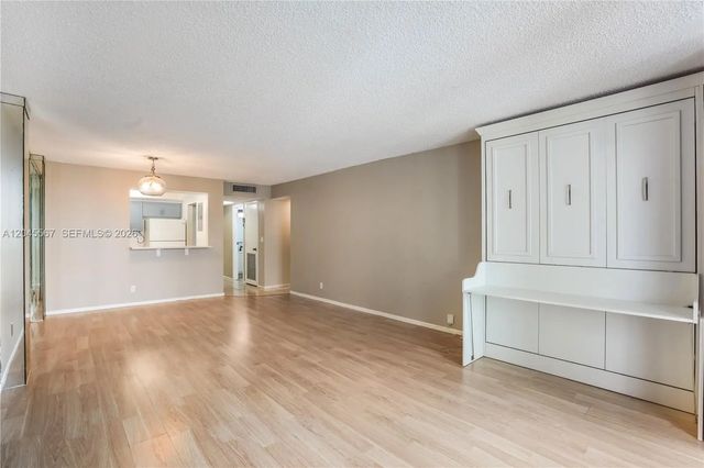 4 of 28 - 2301 S Ocean Drive #1006, Hollywood, FL