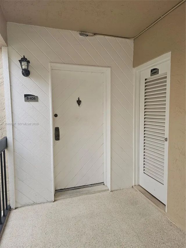 4 of 17 - 461 Ives Dairy Road #406-2, Miami, FL