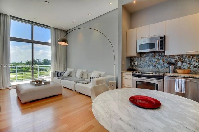 2001 Meridian Avenue #ph-21, Miami Beach