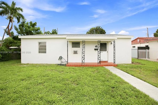 790 E 6th Place, Hialeah