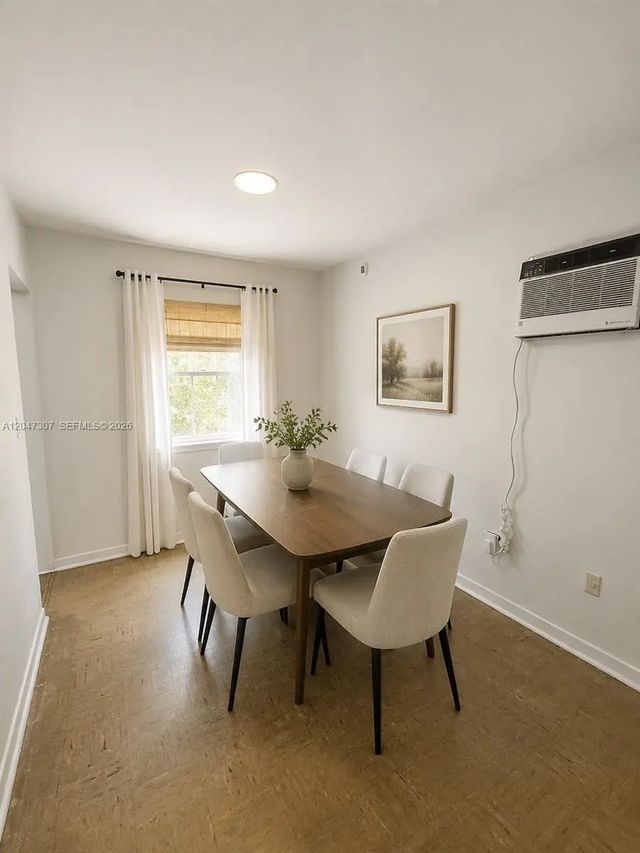 5 of 14 - 790 E 6th Place, Hialeah, FL