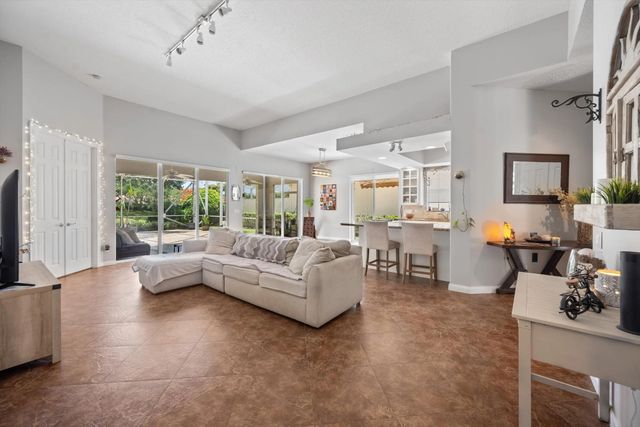 4 of 38 - 2862 Irma Lake Drive, West Palm Beach, FL