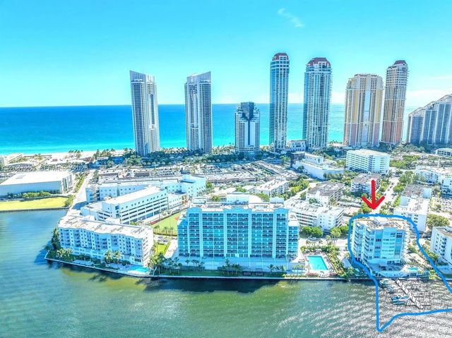 3 of 30 - 18000 N Bay Road #603, Sunny Isles Beach, FL