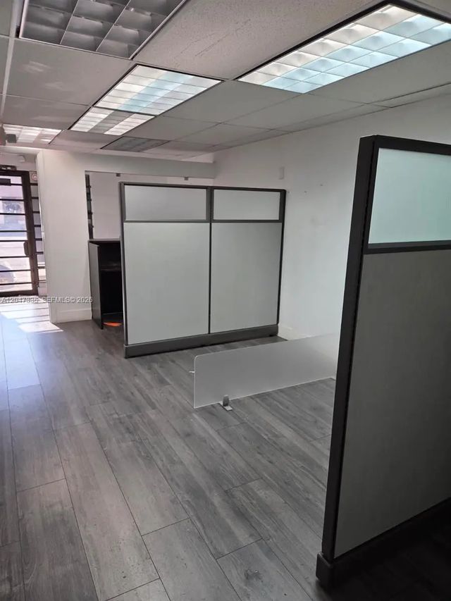 5 of 8 - 7274 Nw 70th Street, Miami, FL