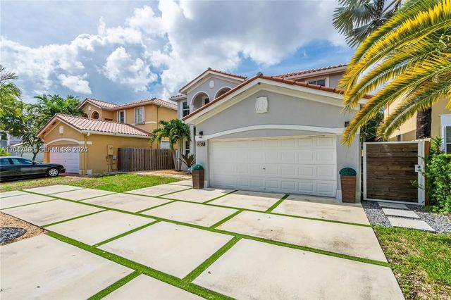 2 of 38 - 15877 Sw 61st Way, Miami, FL