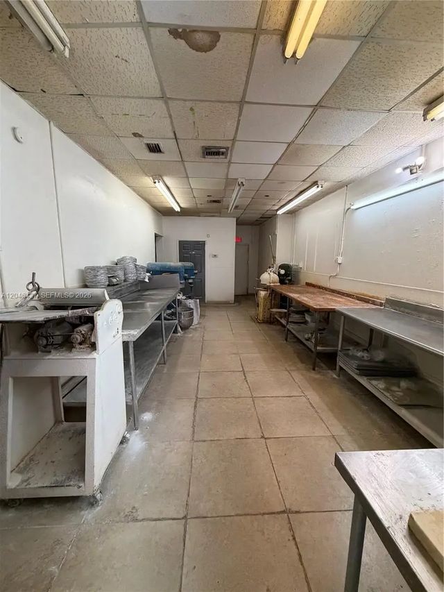 3 of 9 - 1262 Palm Avenue, Hialeah, FL