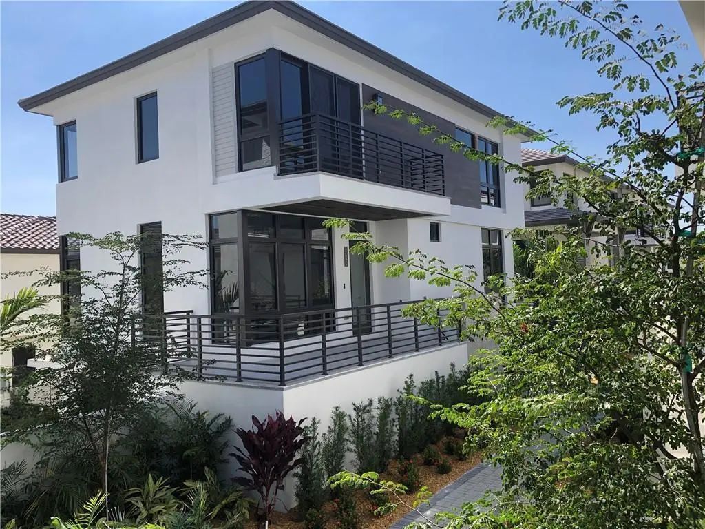 8243 Nw 48th Street, Doral