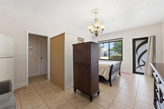 3 of 47 - 1419 Sw 76th Court, Miami, FL
