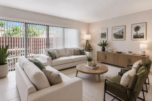 3015 Oaktree Lane #unit 277, Hollywood