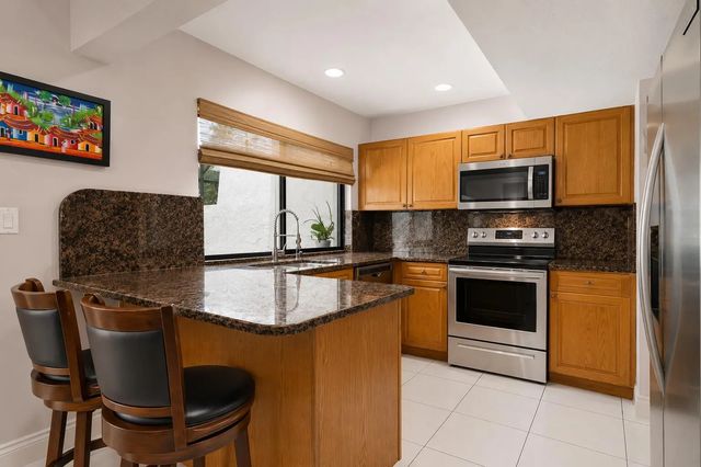 5 of 69 - 3015 Oaktree Lane #unit 277, Hollywood, FL