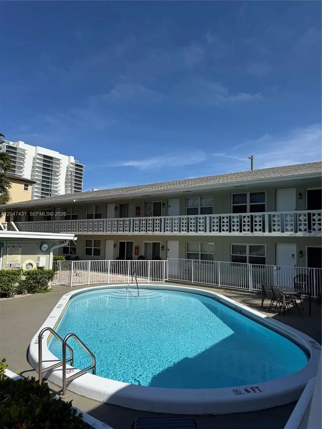 3 of 19 - 3230 Ne 13th Street #2, Pompano Beach, FL