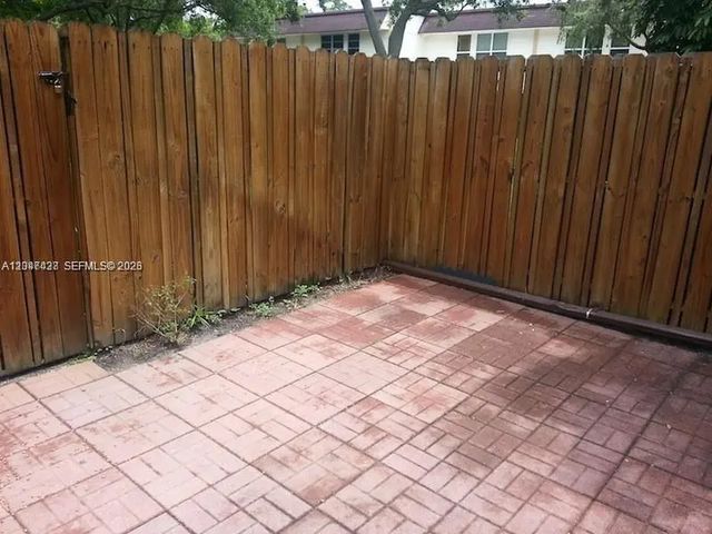 2 of 14 - 3321 Raleigh Street #3h, Hollywood, FL