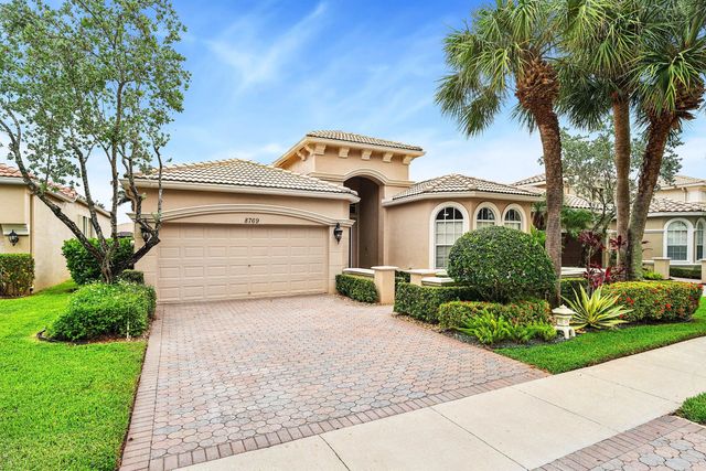 2 of 62 - 8769 Via Grande E, Wellington, FL