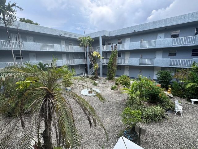 2 of 24 - 1725 W 60th Street #f222, Hialeah, FL