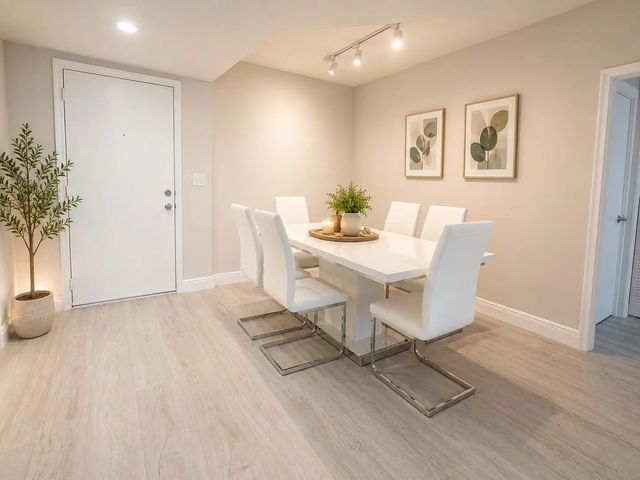 2 of 11 - 2775 Ne 187th #408, Aventura, FL
