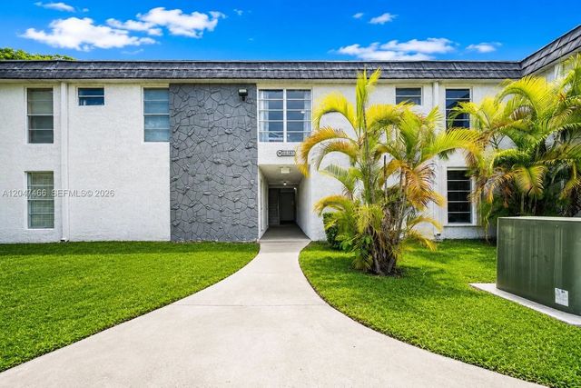 3 of 30 - 10381 N Kendall Drive #m8, Miami, FL