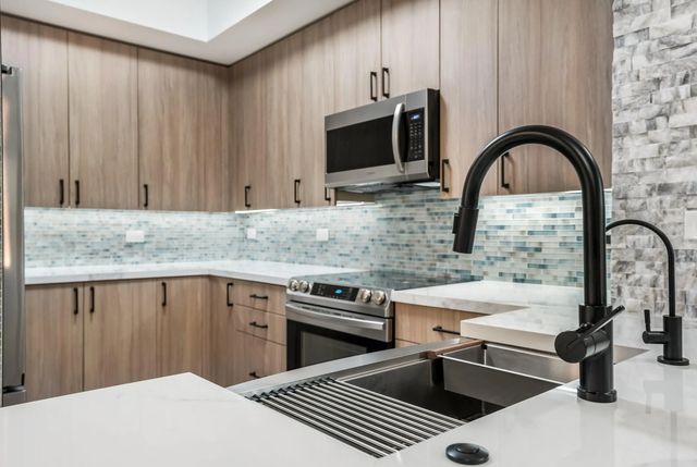 5 of 57 - 2609 Ne 14th Avenue #114, Wilton Manors, FL