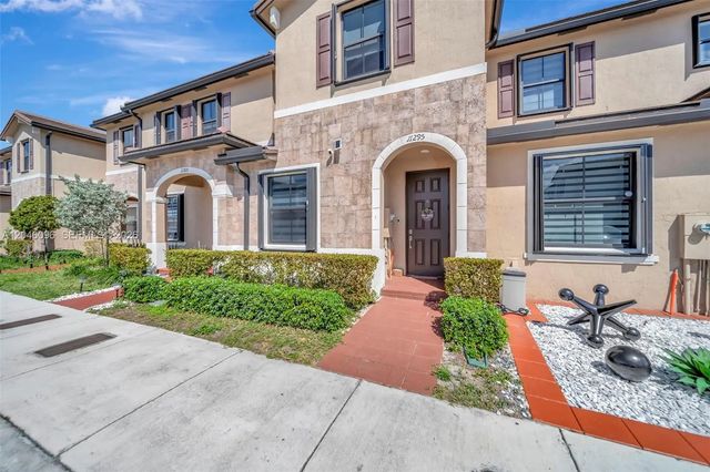3 of 62 - 11295 W 34th Way, Hialeah, FL