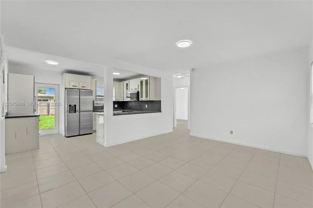 1201 Nw 10th Place, Fort Lauderdale
