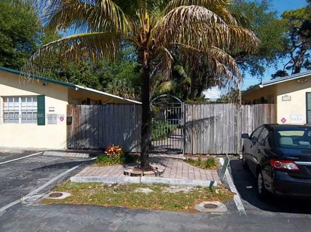 2 of 31 - 716 Sw 14th Avenue #3, Fort Lauderdale, FL