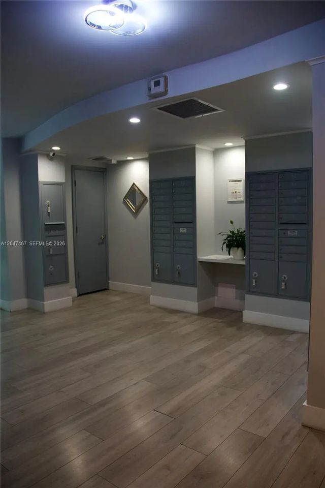 3 of 23 - 9125 Sw 77th Avenue #501, Miami, FL