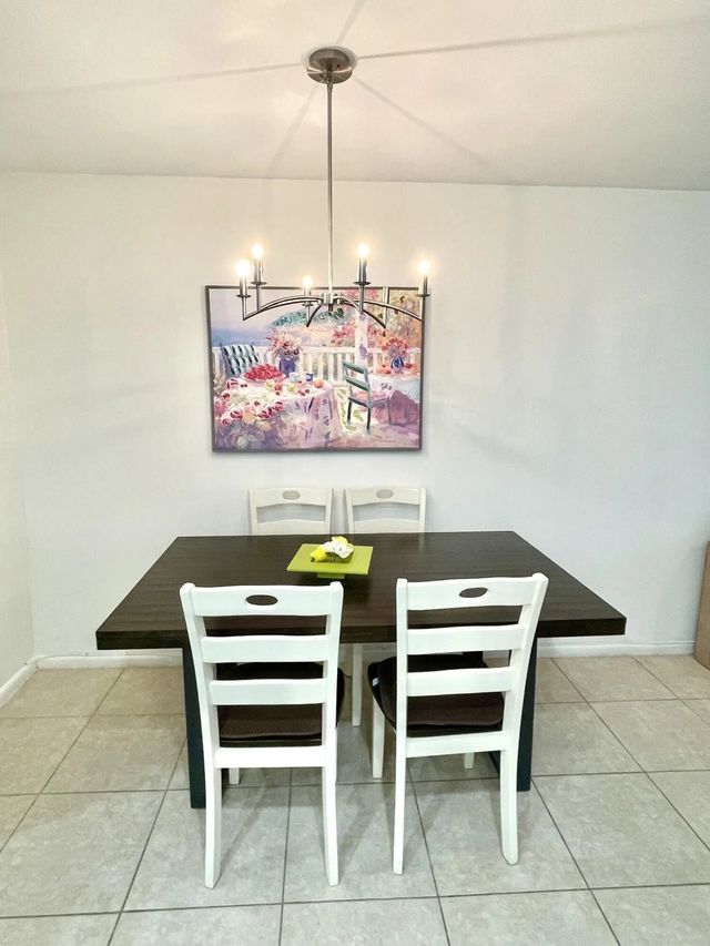 5 of 19 - 111 Kent G Street #111, West Palm Beach, FL