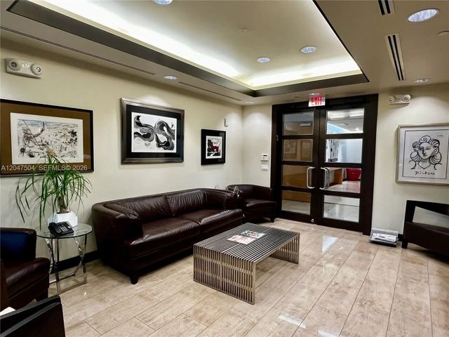 2 of 30 - 20900 Ne 30 Th Avenue #600, Aventura, FL
