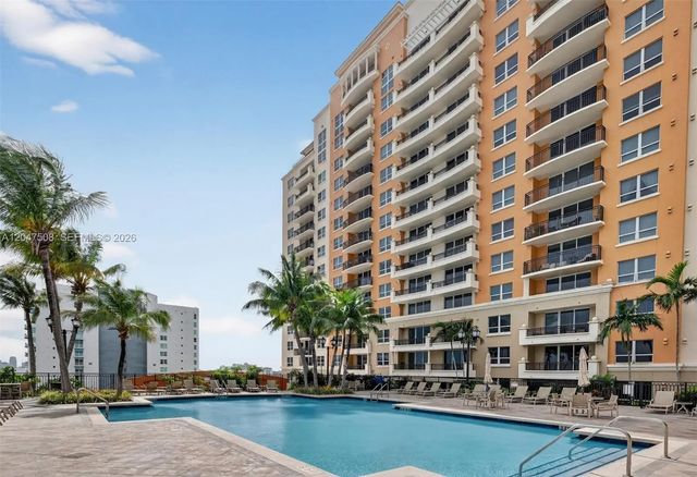 3232 Sw 22nd Street #903, Miami