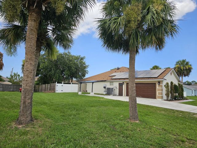 3 of 47 - 1637 Sw La Gorce Avenue, Port St. Lucie, FL
