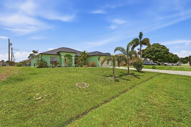 3 of 31 - 1842 Sw Penrose Avenue, Port St. Lucie, FL