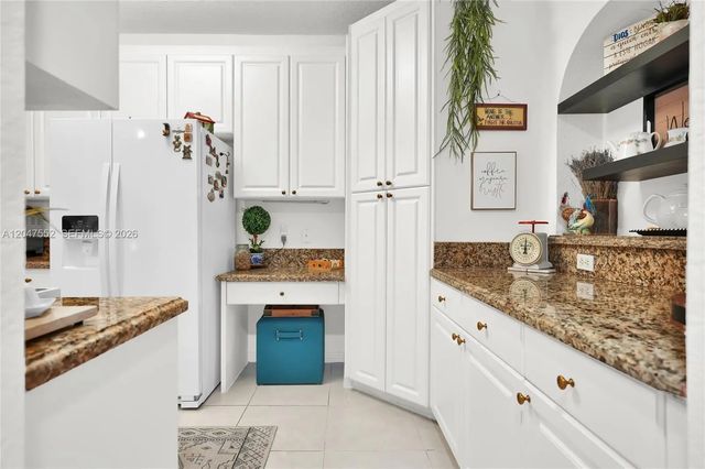 5 of 25 - 10720 Nw 66th Street #205, Doral, FL