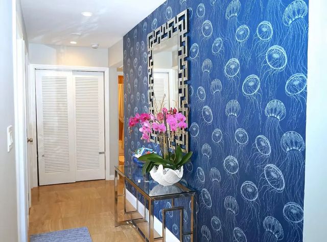 4 of 35 - 2060 Coco Palm Place, Lauderdale-By-The-Sea, FL