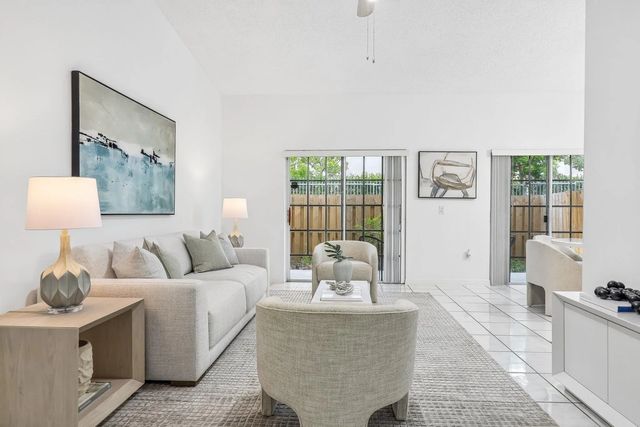980 Ne 212th Terrace #980-01, Miami