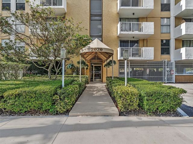 4 of 30 - 2020 Ne 135th Street #601, North Miami, FL