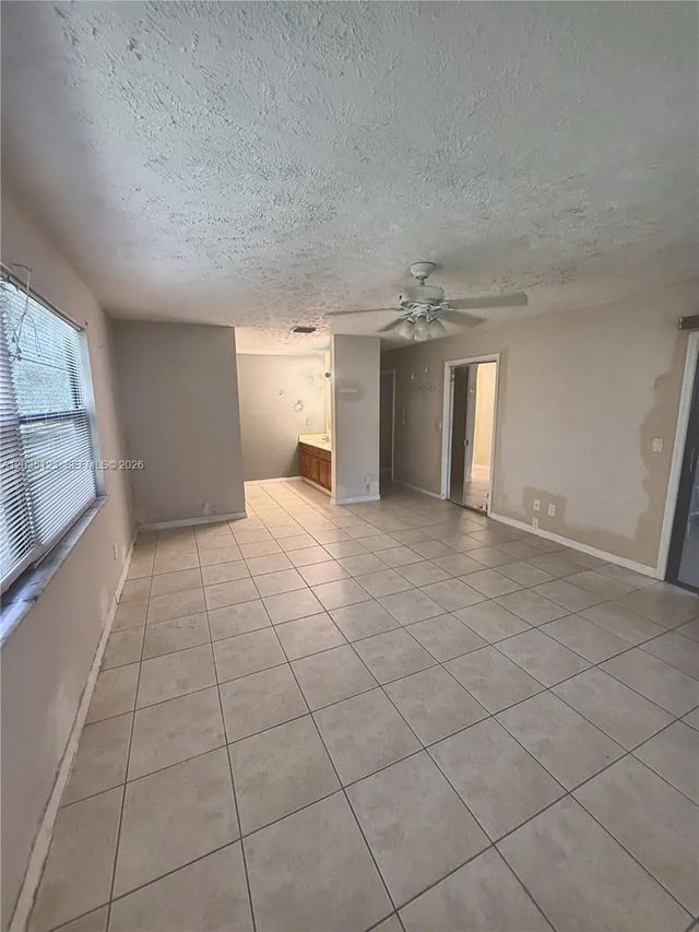5 of 7 - 3603 W Wilderness Drive W, Fort Pierce, FL