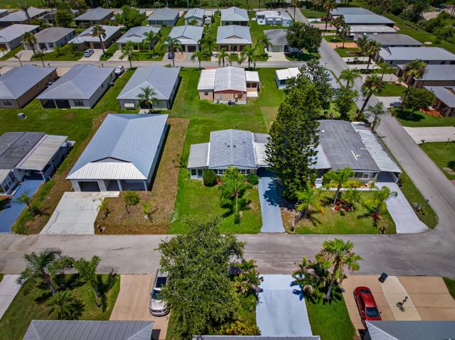 2 of 42 - 48 Florida Way, Port St. Lucie, FL