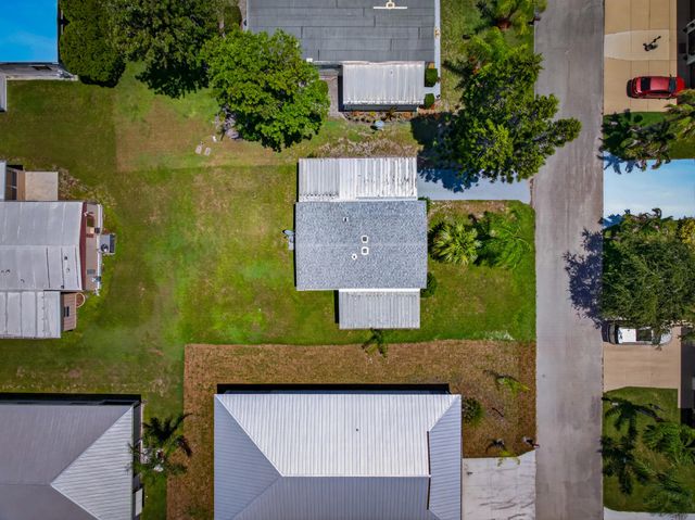 4 of 42 - 48 Florida Way, Port St. Lucie, FL