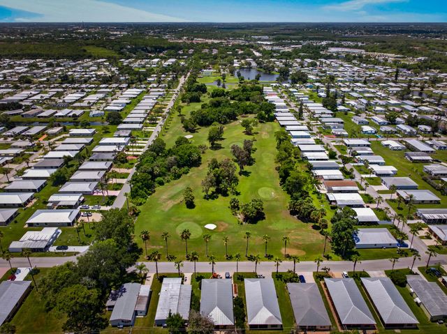 5 of 42 - 48 Florida Way, Port St. Lucie, FL