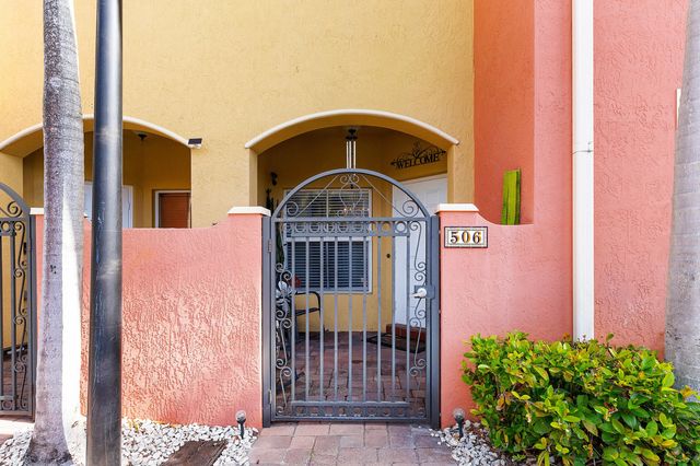 2 of 27 - 2851 W Prospect #506, Tamarac, FL