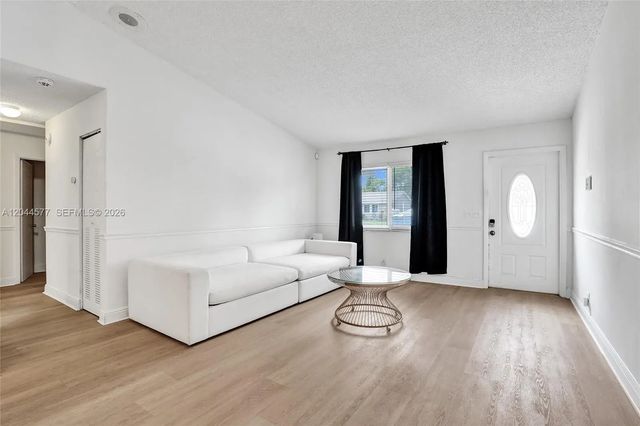 5 of 42 - 7812 Sw 7th Place, North Lauderdale, FL