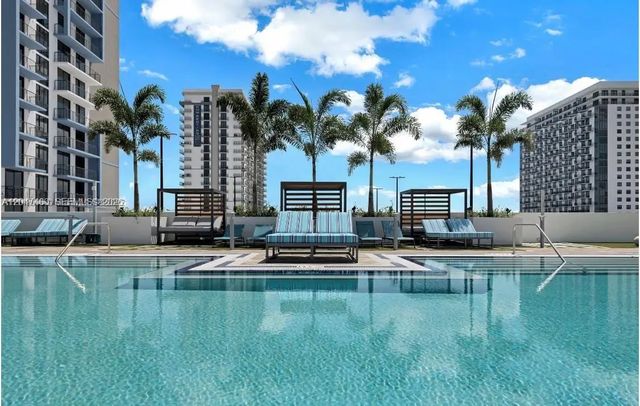 2 of 32 - 5350 Nw 84th Avenue #512, Doral, FL
