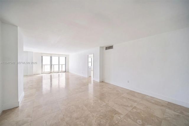 2 of 33 - 5701 Collins Avenue #1415, Miami Beach, FL