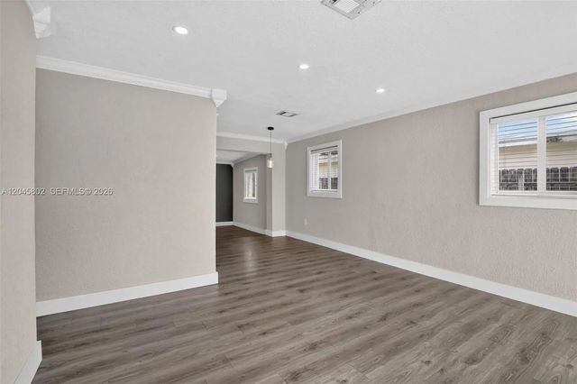 5 of 42 - 1300 N 70th Terrace, Hollywood, FL